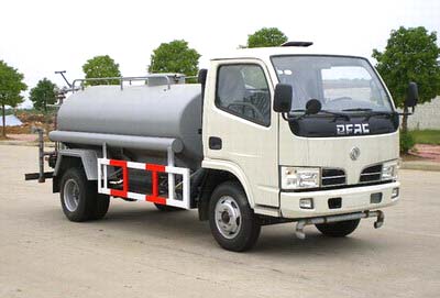 東風(fēng)小霸王供水消防車