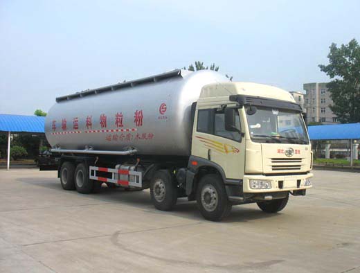 解放前四后八粉粒物料運(yùn)輸車