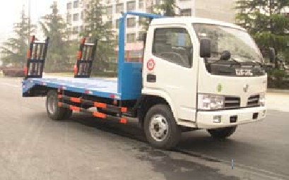 東風(fēng)勁卡平板運(yùn)輸車(chē)